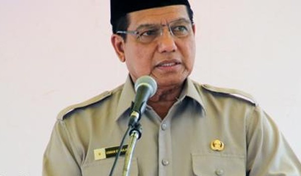 Bupati Tanjab Barat, H Usman Ermulan